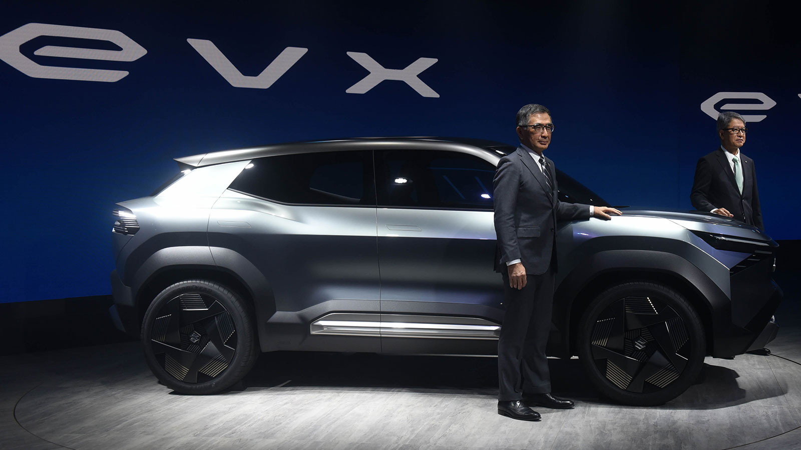 Το πρώτο ηλεκτρικό Suzuki είναι το eVX Concept